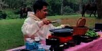 Kedatangan Tamu Tak Diundang Pas Masak Outdor, Acara Piknik Estetik Auto Berantakan