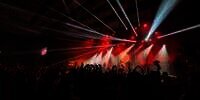 5 Tips Bikin Konten Konser Cuma Pakai Ponsel