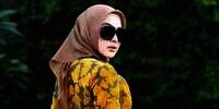 Jadi Item Andalan, Ini Potret Syahrini Saat Pakai Kacamata Hitam, Gaya Fashionnya Wah Banget!