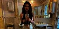Potret Adinda Bakrie, Hot Mom Pemilik Pinggang Super Langsing!