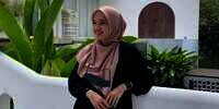 Punya Kulit Glowing, Dhini Aminarti Andalkan Hal Ini