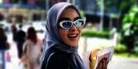Keliling Jalanan Singapura, Syahrini Jinjing Tas Ratusan Juta 
