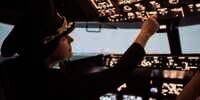 Kisah Ibu dan Putrinya Jadi Pilot di Maskapai yang Sama