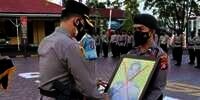 Potret Bintara Polri Dipecat Secara Tidak Hormat, Fotonya Dicoret Tinta Merah!