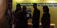 Koloborasi Bisnis Kimia Farma dengan Mustika Ratu, Tambah Cuan!