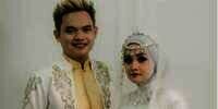 Artis Ini Dulu Nekat Kawin Lari, Kini Baru Punya Foto Nikah, Ternyata Kisahnya Bikin Haru!