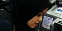 Viral! Bukan Kartu ATM yang 'Tertelan', tapi HP