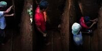 Seram! Mayat Sebelah Muncul Pas Gali Liang Lahat, Untung Tak Kena Pacul, Penggali Kubur Malah Elus-elus Kepalanya