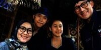 Sandiaga Uno Blusukan ke Kampung Baduy, Sosok 'Kembang Desa' Bikin Salfok