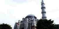 FOTO: Masjid Jami Al Fajri Replika Masjid Biru Turki, Ada di Pasar Minggu