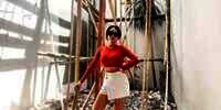 Artis Cantik Ini Pamer Gaya Saat Jadi Tukang Bangunan, Netizen Malah Salfok: `Ini Mah Kuli Mahal`