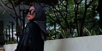 Styling Kerudung Motif ala Nabila Hatifa, Tetap Terlihat Kalem tapi Colourful