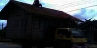 Aksi Nyeleneh Para Sopir Saat Mengangkut Barang yang Bikin Was-Was dan Deg-Degan, Takut Kalau Meleng