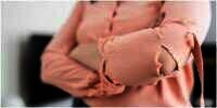 7 Arti Mimpi Baju Robek, Salah Satunya Mengingatkan agar Mengontrol Uang dengan Baik