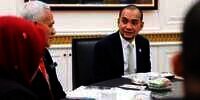Viral Menteri Malaysia Pidato Pakai Bahasa Jawa