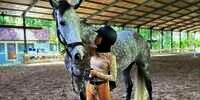 Lesti Kejora Jajal Berkuda, Tampil Langsing dengan Outfit Keren