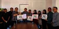 SCM EMTEK Bagikan STB di Wilayah Palembang, Banjarmasin dan Denpasar