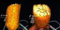 Mau Ngakak Tapi Kasihan, Beli Corn Dog Berharap Ada Sosisnya, Eh Isinya Ternyata Tempe