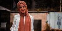 5 Tutorial Hijab Pashmina Simpel untuk Remaja, Anti Ribet Layak Dicoba