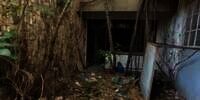 10 Potret Rumah Mewah Terbengkalai Dokter Edward `Raja Aborsi`, Ada Ribuan Janin Terkubur di Dalamnya!
