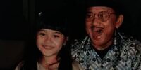 Ingat Bocah yang Foto Bareng BJ Habibie? Kini Jadi Artis Cantik dan Terkenal, Lihat Potretnya Sekarang