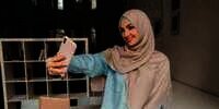 Tahan Hasrat Selfie di Destinasi Instagramable Dunia Ini, Sekali Ketahuan `Uang Melayang`