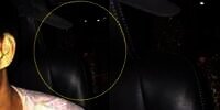 Niat Selfie Malam-malam di Mobil, Pemuda Tak Sengaja Rekam Penampakan Makhluk Seram Seperti Korban Kebakaran di Kursi Belakang