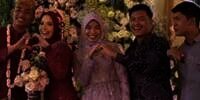 Momen Ngakak! Alasan Foto Bersama dengan Pengantin Kenapa Harus Berjumlah Genap