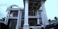 12 Potret Rumah Tiktoker Mami Sultan yang Viral, Megah Bak Istana, Penuh Kristal & Emas, Kulkas Bisa Joget!