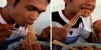 Ngakak! Aksi Pria Makan Mie Ayam Ini di Luar Nalar: Kenyal dan Alot Kayak Karet, Mie Sampai Mental dan Nabok Bibir