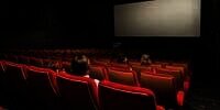 Astaga! Pengunjung Tinggalkan Benda Ini Usai Nonton Film di Bioskop, Netizen: Kok Bisa Lepas Sih?