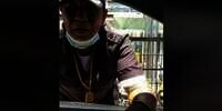 Frugal Living ala Pak Satpam, Gaji UMR Bisa Tampil Nyentrik Pakai Kalung Emas Segede Rantai Kapal