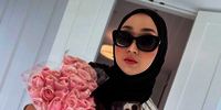 Ide Outfit Chic Saat Liburan di Pantai dari Dian Pelangi