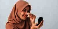 Hilangkan White Cast Pada Bedak Tabur Silica dengan Racikan MUA