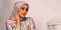 Adelia Pasha Tampil Fresh dan Elegan dengan Nude Makeup