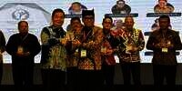 Jadi Sekda Terbaik Tingkat Kabupaten, Mujiono Raih Penghargaan Askompsi Digital Leadership Government Awards 2023
