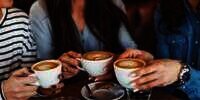 Anak Muda Suka Healing dan Beli Kopi, Kebutuhan atau Impulsif?