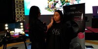 Tips Makeup Flawless dari Make Over di Campus Beauty Fair