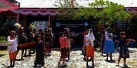 Salut! Murid dan Guru di SD Nabire Ubah Pekarangan Sekolah Jadi Perkebunan Pangan 