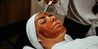 Jangan Salah, 5 Cara Tepat Eksfoliasi Wajah Biar Glowing Maksimal