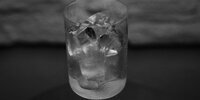 Es Batu atau Air Es, Mana yang Lebih Cepat Mendinginkan Minuman? Jawabannya Ternyata Mengejutkan