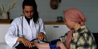Pemeriksaan Kesehatan yang Penting untuk Perempuan Usia 20-an, 30-an, 40-an, dan 50-an