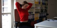 8 Cara Sederhana Tetap Aktif Bergerak meski Seharian Bekerja di Kantor