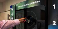 Mengenal Reverse Vending Machine, Inovasi Daur Ulang Botol Plastik