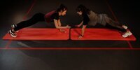 Berapa Lama Harus Bisa Plank Sesuai Usia? Ini Patokan untuk Usia 18 hingga 60 Tahun ke Atas