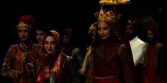 Dian Pelangi dan `Royal Kingdom of Indonesia`