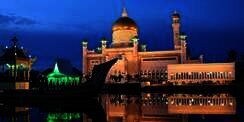 Wisata Syariah RI Tertinggal dari Malaysia
