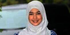 Cantiknya Nabila Syakieb Saat Berhijab