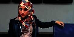 Gaya Hijab Cantik Walikota Termuda di Dunia