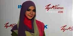 Mimpi Kiamat, Artis Film Dewasa Malaysia Langsung Berhijab